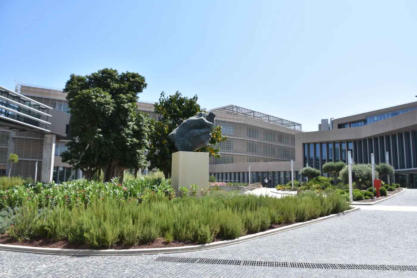 Edificio y jardines de la sede de EUIPO en Alicante